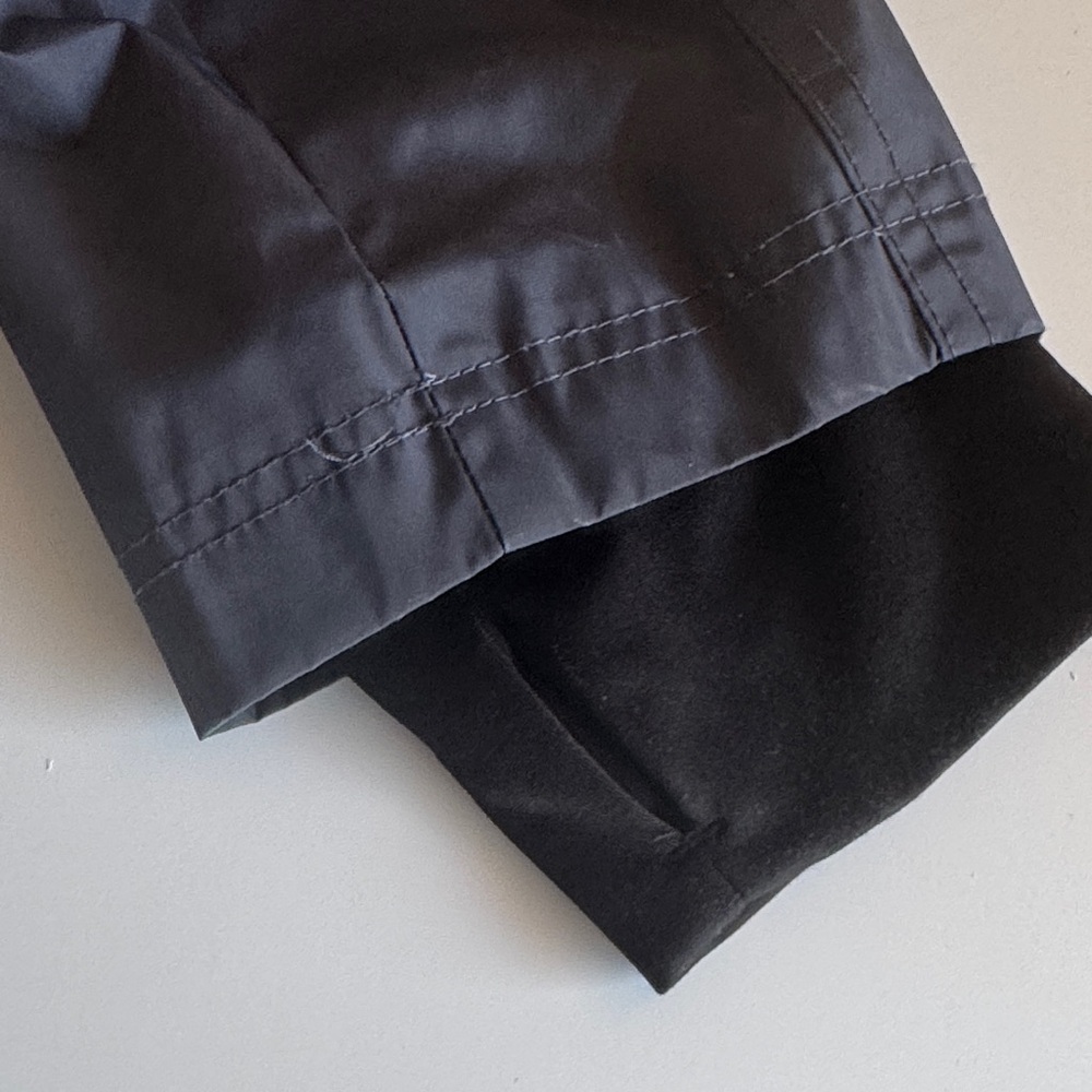 Calvin Klein Performance Packable Raincoat - Picture 14 of 16